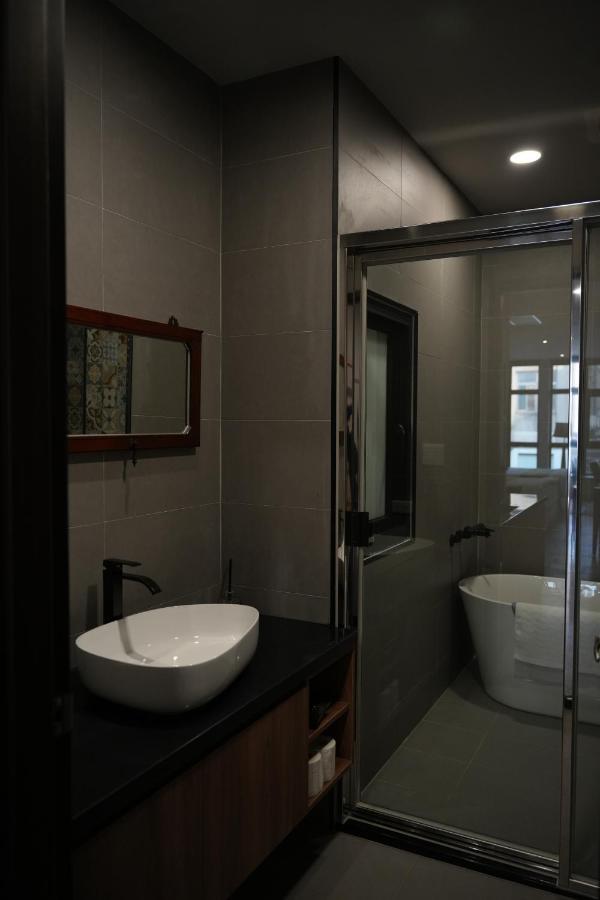 璿 旅 Syuan Hotel Tainan Exterior foto